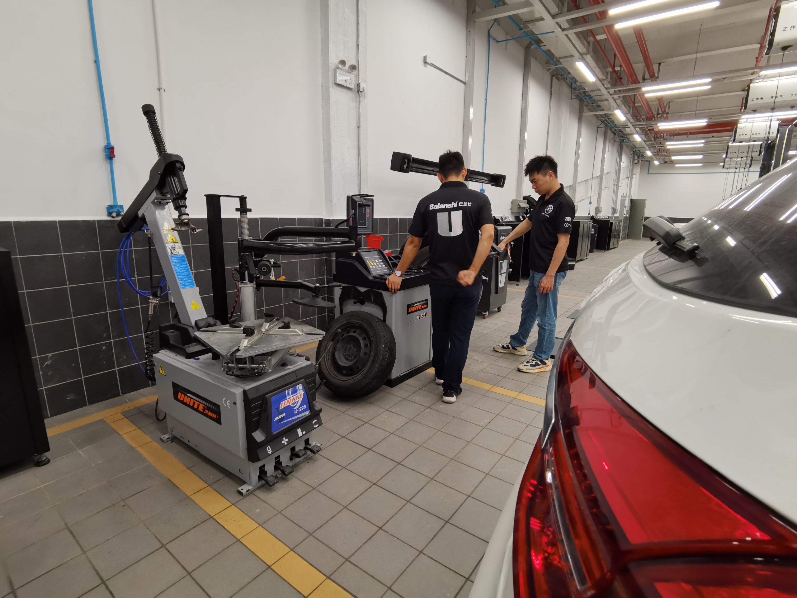 Automotive Equipment | Welding Equipment | Balance Group